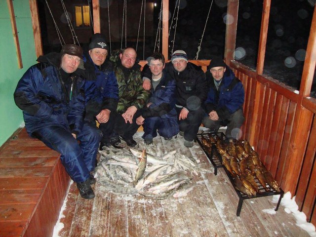 зимняя рыбалка в Астрахани на нижней Волге и Ахтубе, база "Ахтуба-клуб"