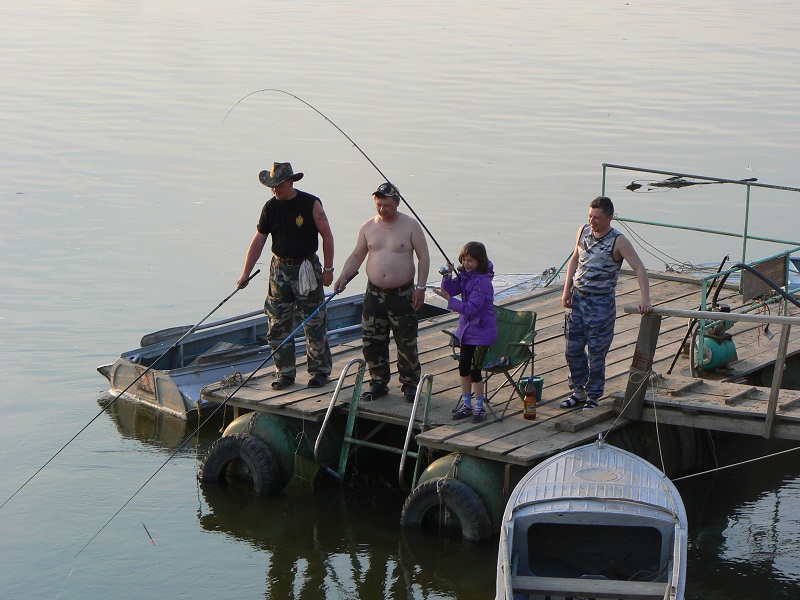 Апрель, Ахтуба рыбалка в Селитренном на Митинке, Харабалыке и Банном рыболовная база "Ахтуба-клуб"