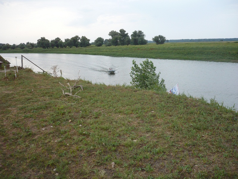 Август, рыбалка и отдых в астраханской области, рыболовная база "Ахтуба-клуб".